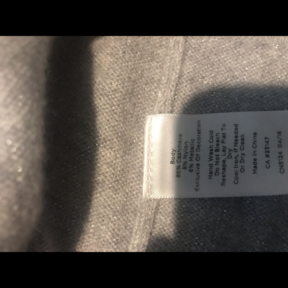 EUC Cashmere Talbots sweater with sparkle - Picture 4 of 6